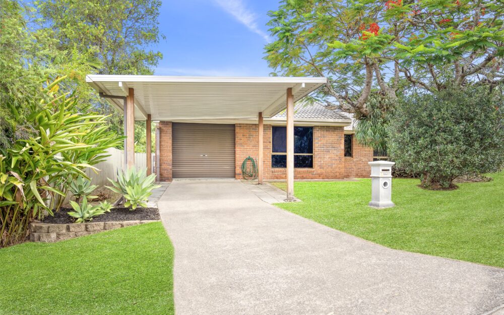 Family Home in Central Elanora
